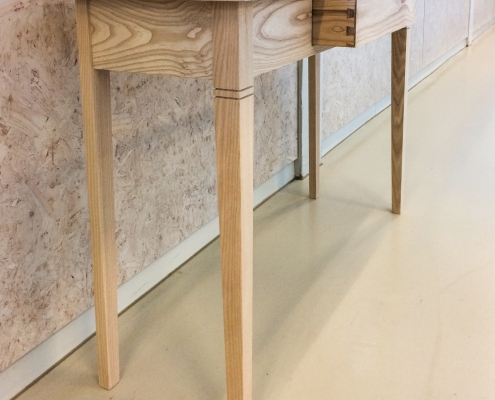 Essen massief houten sidetable maatwerk meubel Maasland
